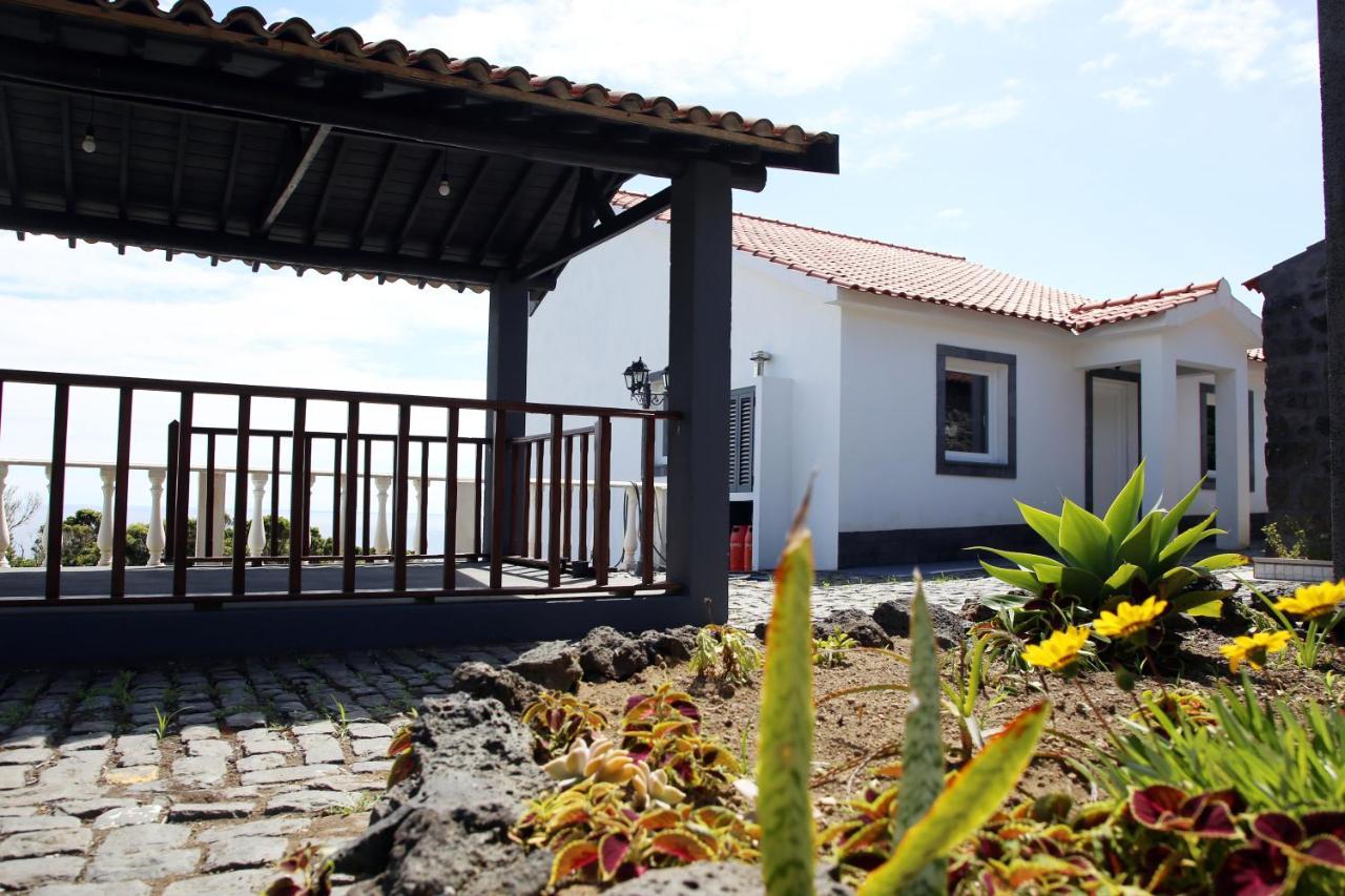 Villa Capelinhos Capelo ภายนอก รูปภาพ